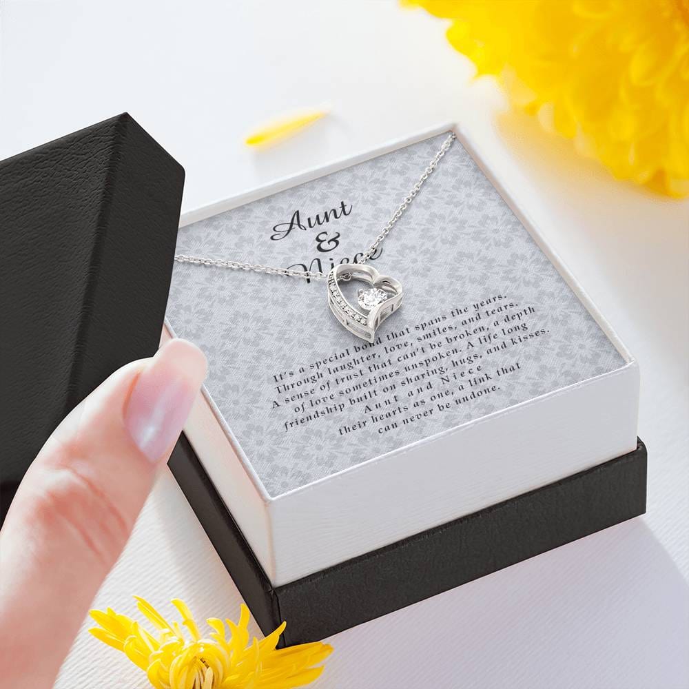 Aunt and Niece Jewelry Card, Forever Heart Necklace