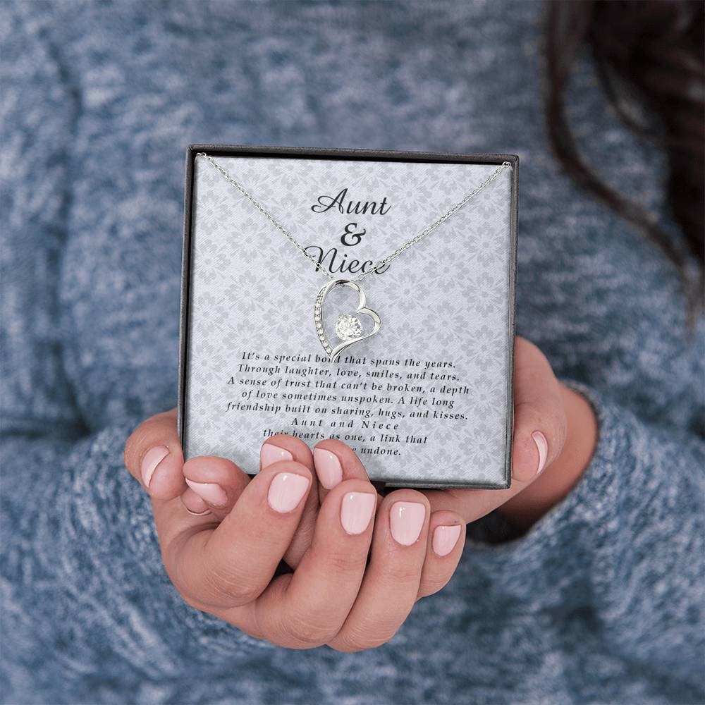 Aunt and Niece Jewelry Card, Forever Heart Necklace