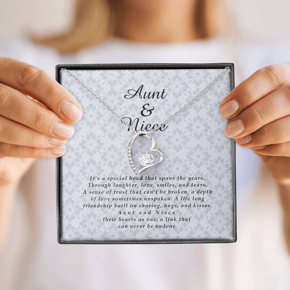 Aunt and Niece Jewelry Card, Forever Heart Necklace